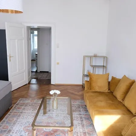 Noor - Calm With Garden - Free Parking & Near Messe アパート