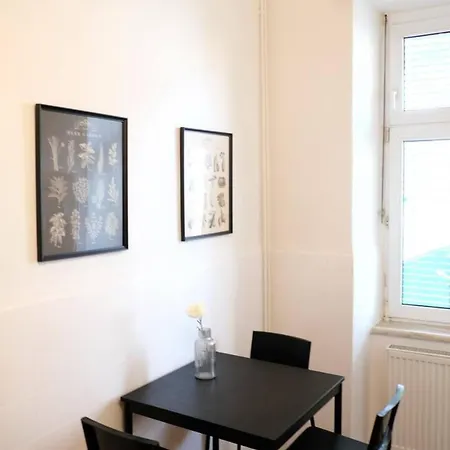 Noor - Calm With Garden - Free Parking & Near Messe グラーツ